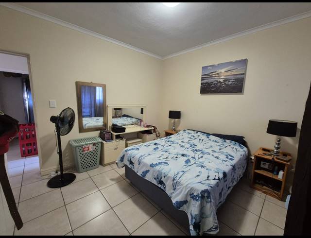 2 BEDROOM APARTMENT FOR SALE IN HARTENBOS CENTRAL